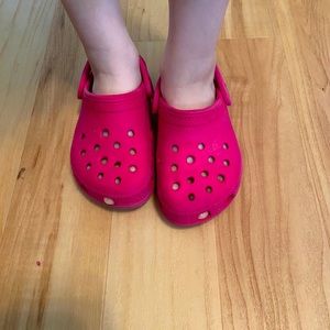 Pink kids Crocs size 9 toddler girls water shoes